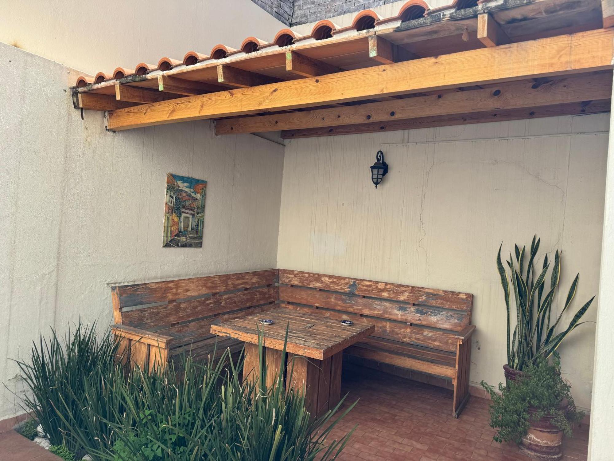 Casona Luciernaga-Casa De Huespedes Guest House Leon Exterior photo